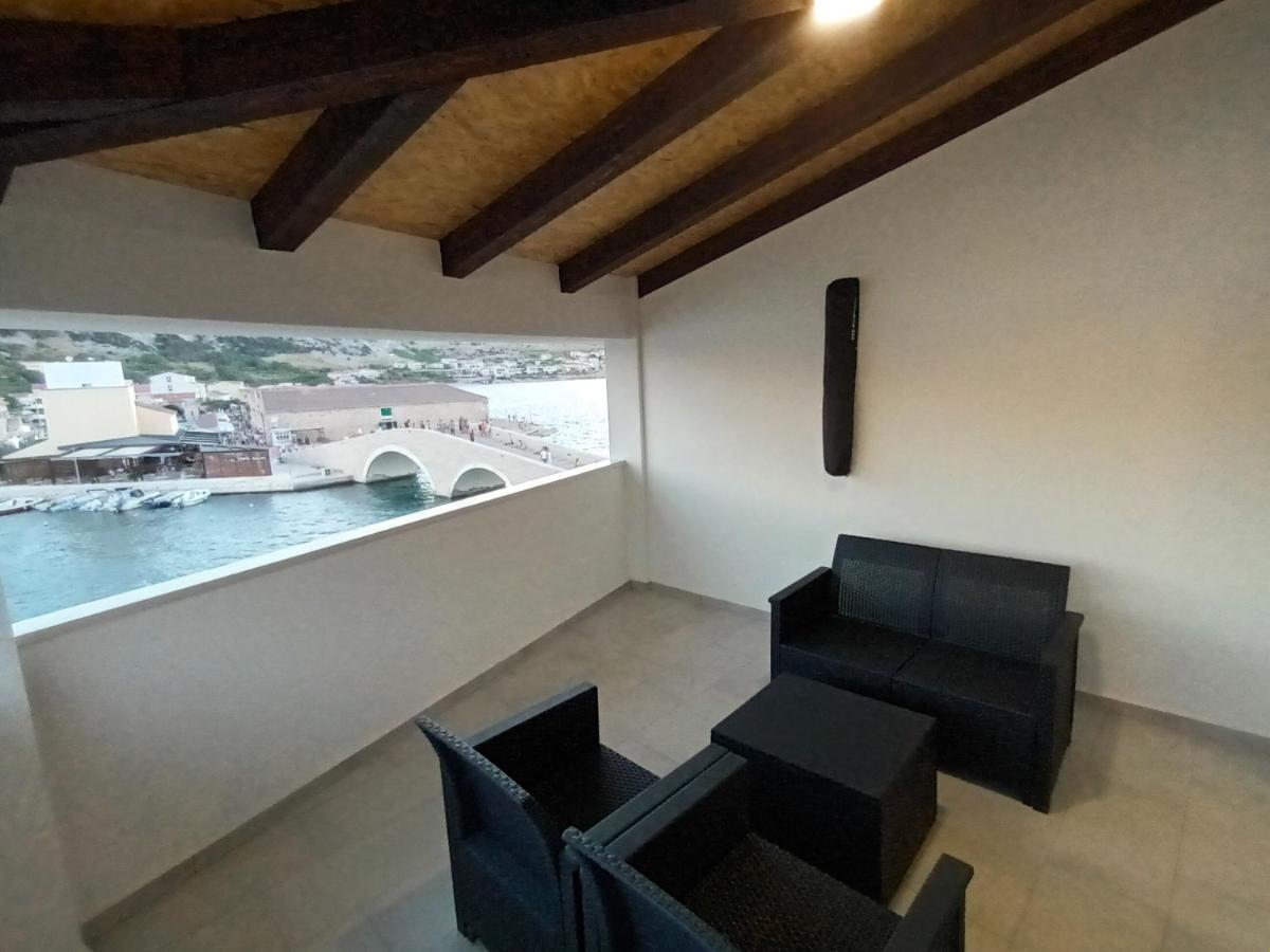 Apartment Penthouse & Apartment Studio Franci Паг Екстериор снимка