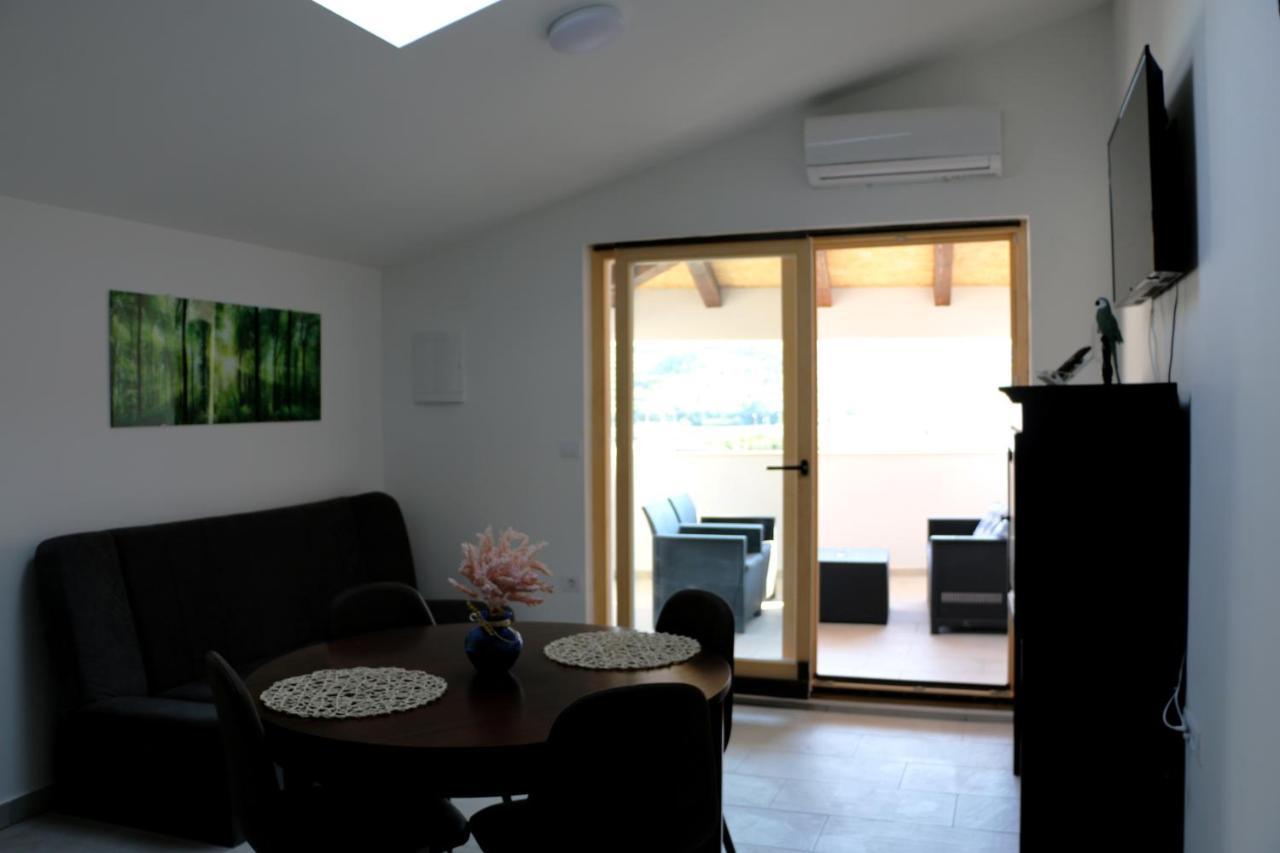 Apartment Penthouse & Apartment Studio Franci Паг Екстериор снимка