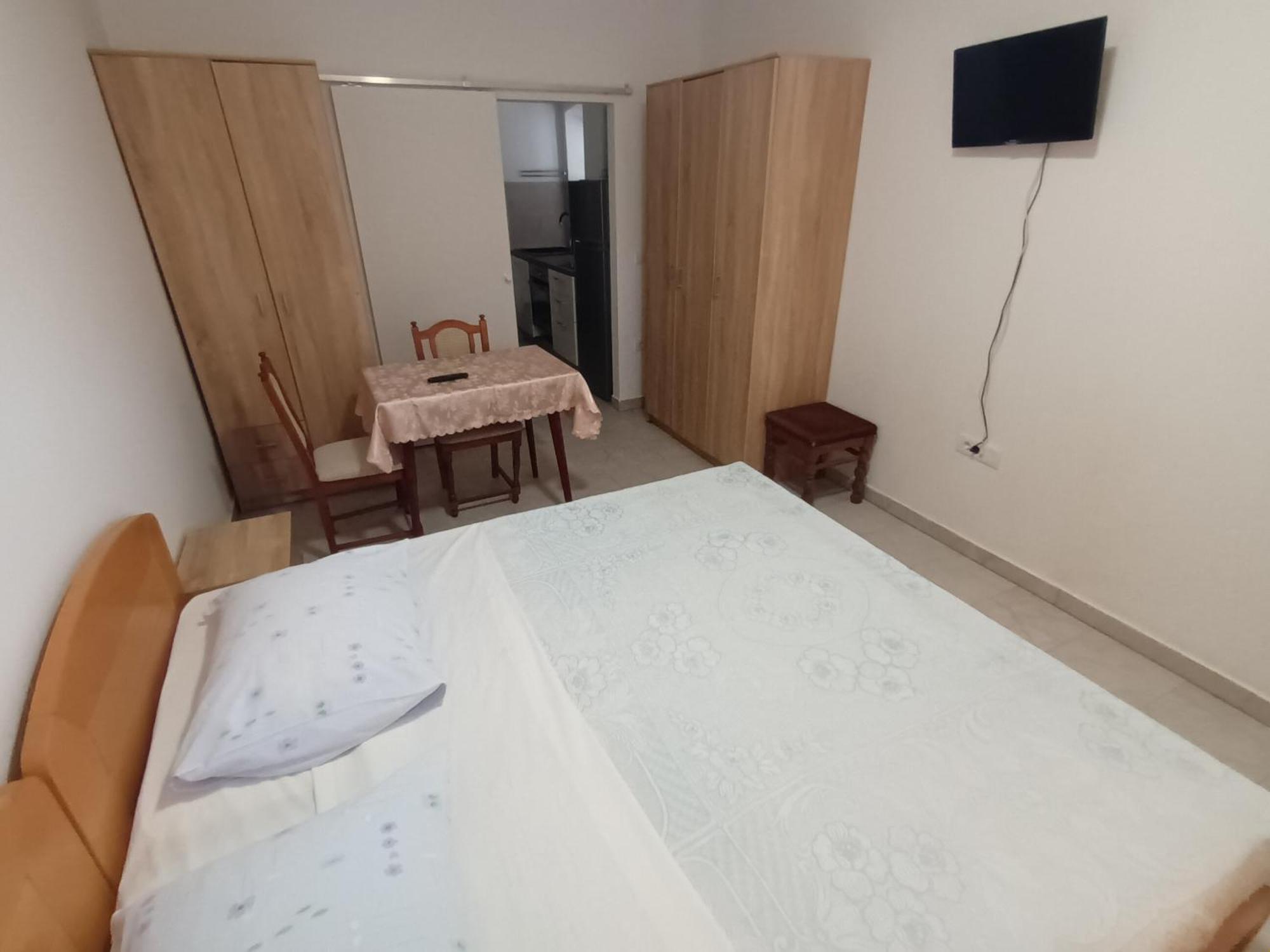 Apartment Penthouse & Apartment Studio Franci Паг Екстериор снимка
